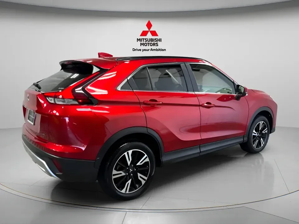 2023 Mitsubishi Eclipse Cross - Image 3 of 19