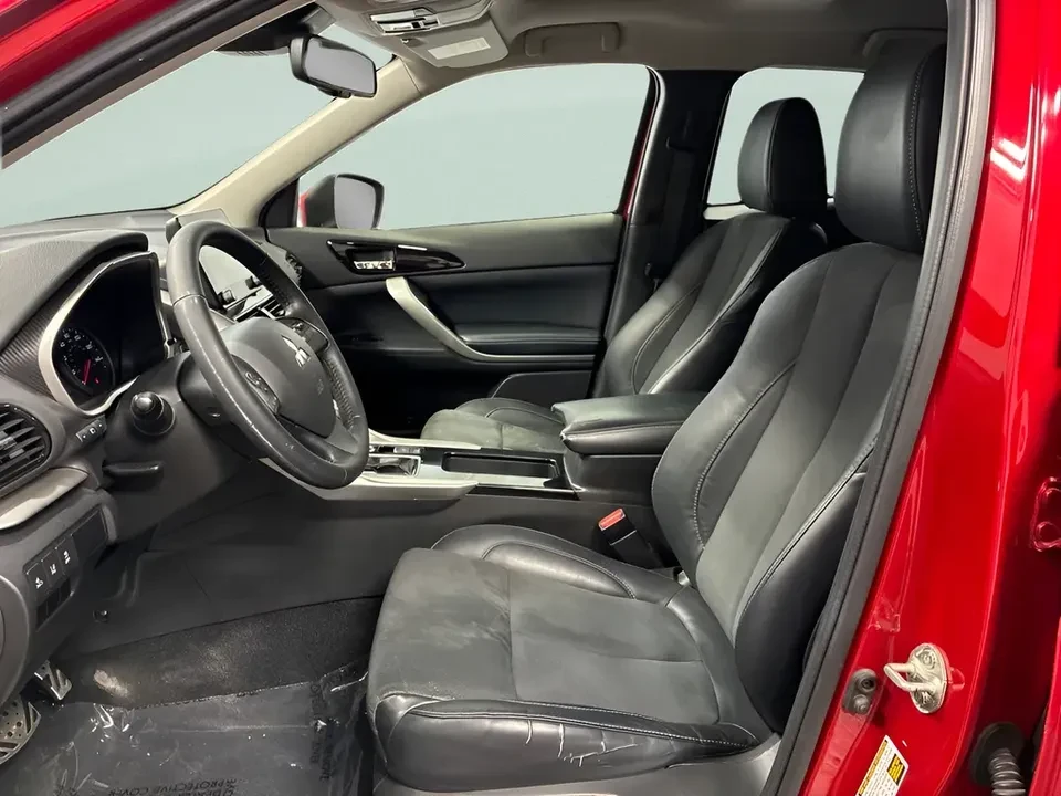 2023 Mitsubishi Eclipse Cross - Image 13 of 19