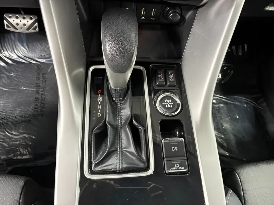 2023 Mitsubishi Eclipse Cross - Image 9 of 19