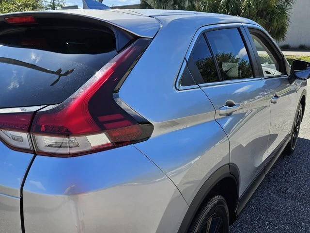 2023 Mitsubishi Eclipse Cross - Image 12 of 20