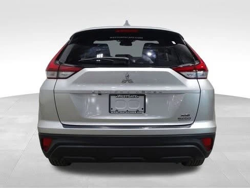 2023 Mitsubishi Eclipse Cross - Image 3 of 18