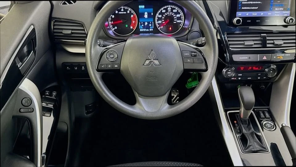 2023 Mitsubishi Eclipse Cross - Image 11 of 20