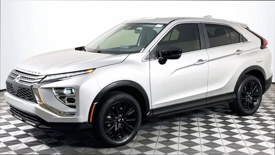 2023 Mitsubishi Eclipse Cross - Image 3 of 20