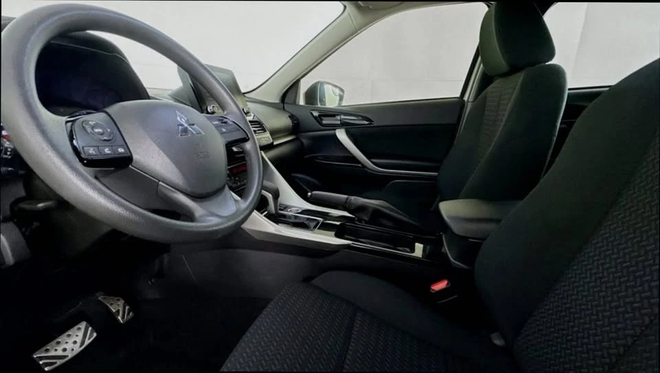 2023 Mitsubishi Eclipse Cross - Image 15 of 20
