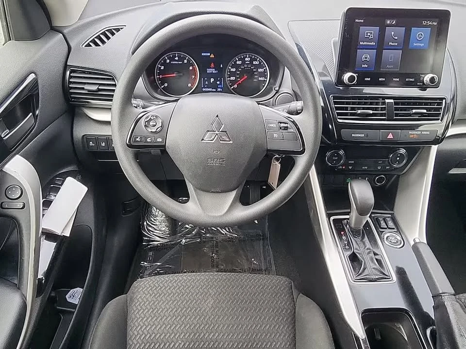 2023 Mitsubishi Eclipse Cross - Image 6 of 18
