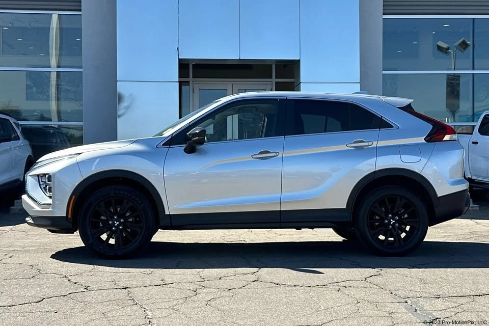 2023 Mitsubishi Eclipse Cross - Image 6 of 19