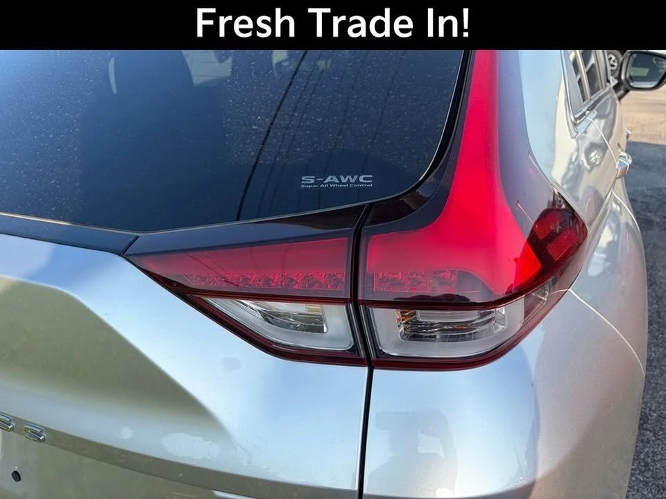 2023 Mitsubishi Eclipse Cross - Image 10 of 12