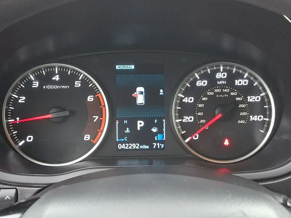 2023 Mitsubishi Eclipse Cross - Image 14 of 18