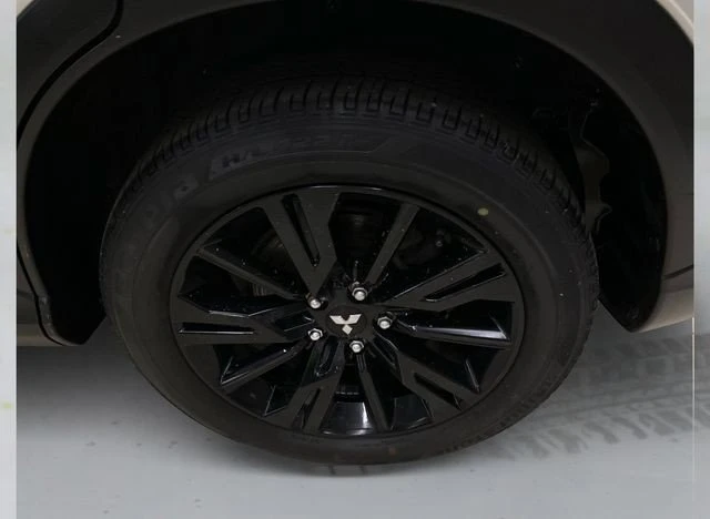 2023 Mitsubishi Eclipse Cross - Image 18 of 20