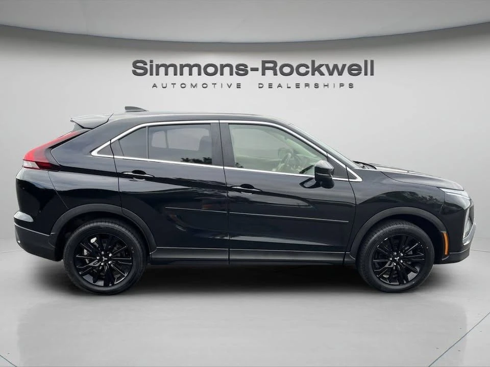 2023 Mitsubishi Eclipse Cross - Image 7 of 20