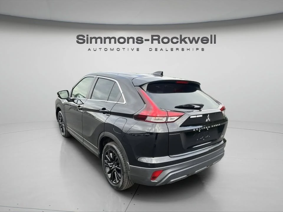 2023 Mitsubishi Eclipse Cross - Image 3 of 20