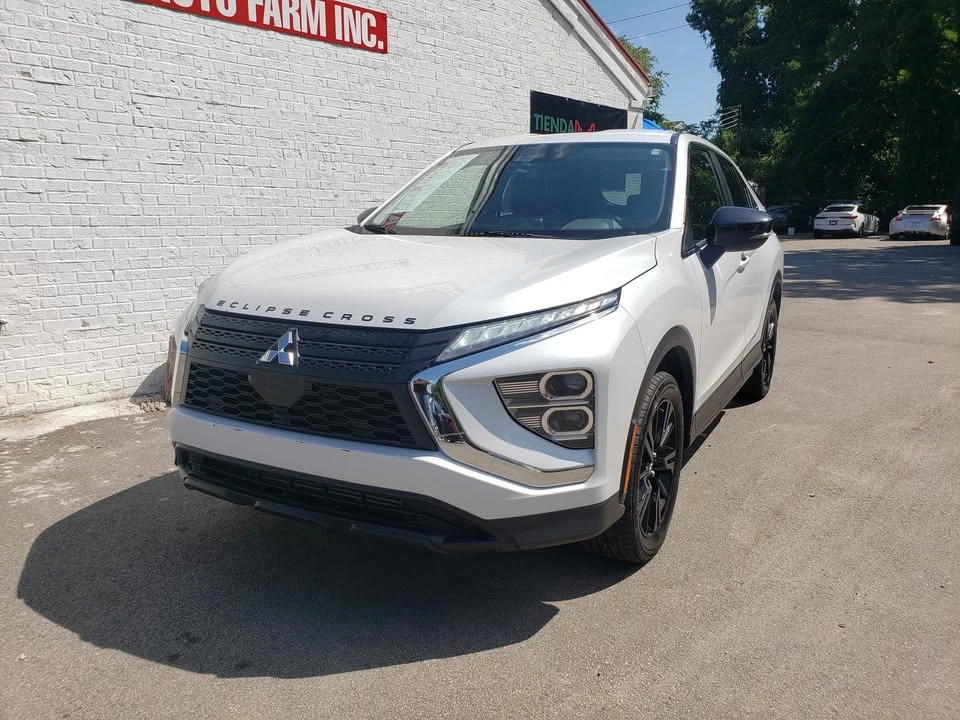 2023 Mitsubishi Eclipse Cross - Image 2 of 10
