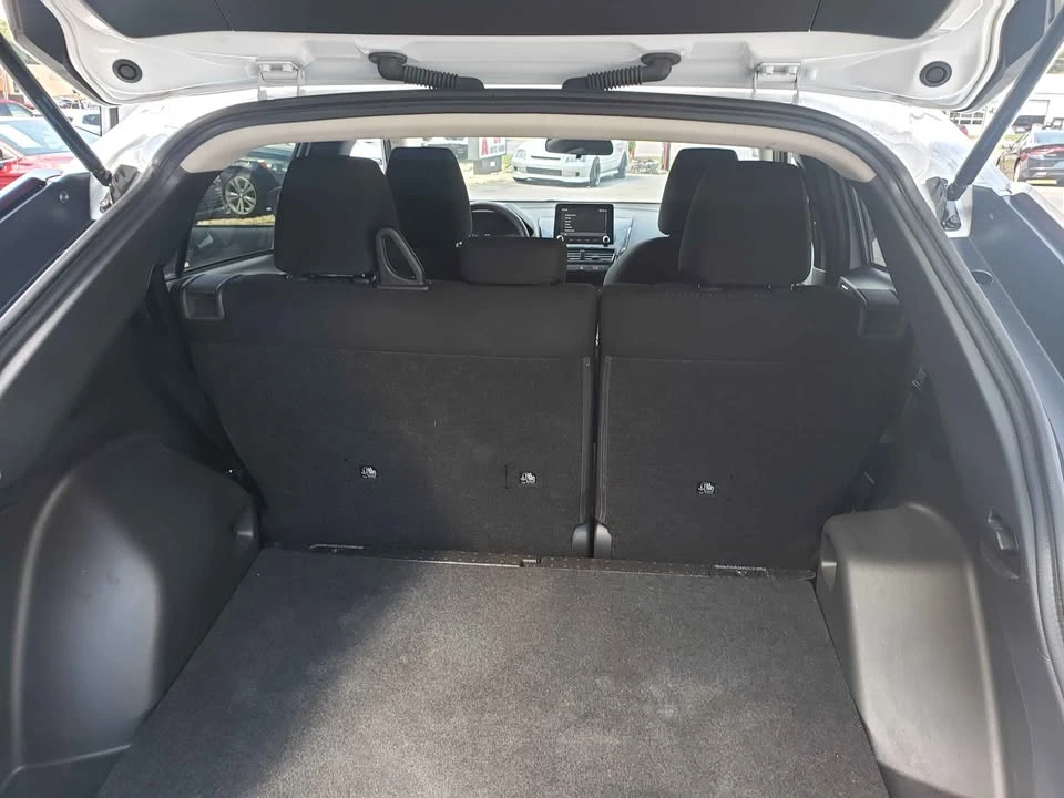2023 Mitsubishi Eclipse Cross - Image 6 of 10