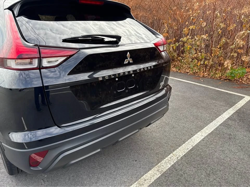 2023 Mitsubishi Eclipse Cross - Image 4 of 6