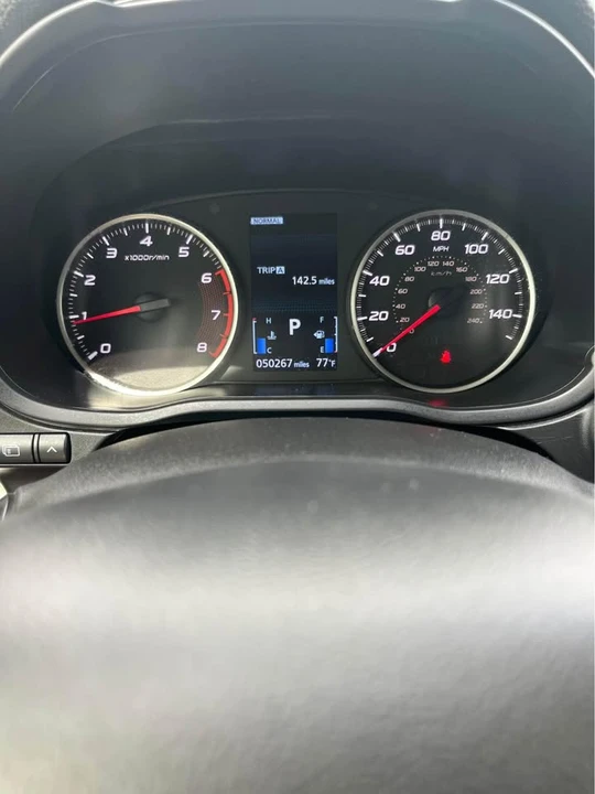 2023 Mitsubishi Eclipse Cross - Image 6 of 10