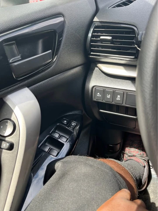 2023 Mitsubishi Eclipse Cross - Image 5 of 10