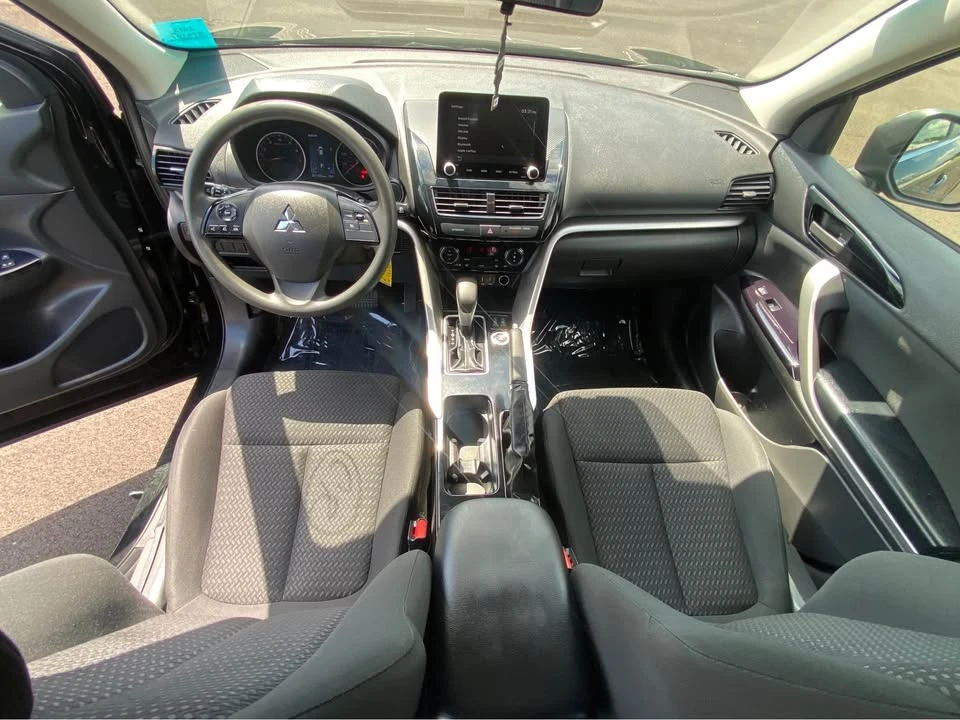 2023 Mitsubishi Eclipse Cross - Image 12 of 20