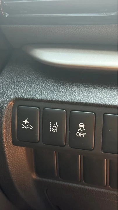 2023 Mitsubishi Eclipse Cross - Image 17 of 18