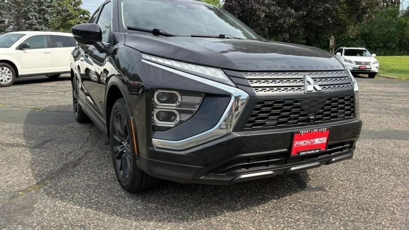 2023 Mitsubishi Eclipse Cross - Image 9 of 20