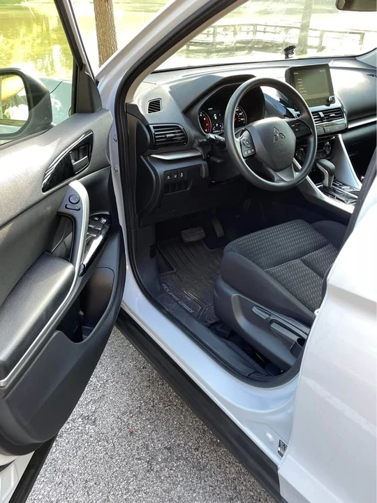 2023 Mitsubishi Eclipse Cross - Image 13 of 16