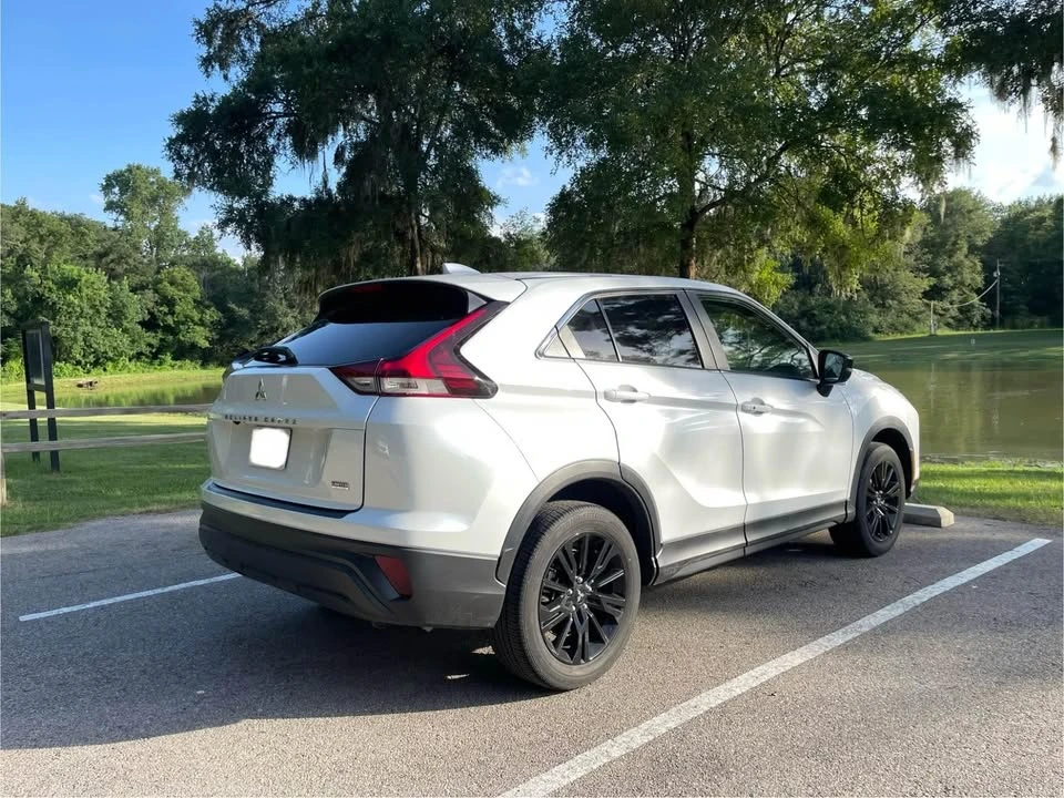 2023 Mitsubishi Eclipse Cross - Image 4 of 16
