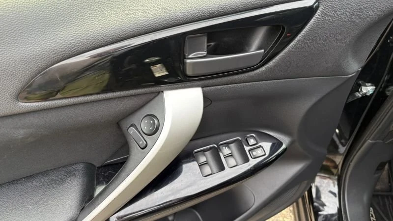 2023 Mitsubishi Eclipse Cross - Image 13 of 20