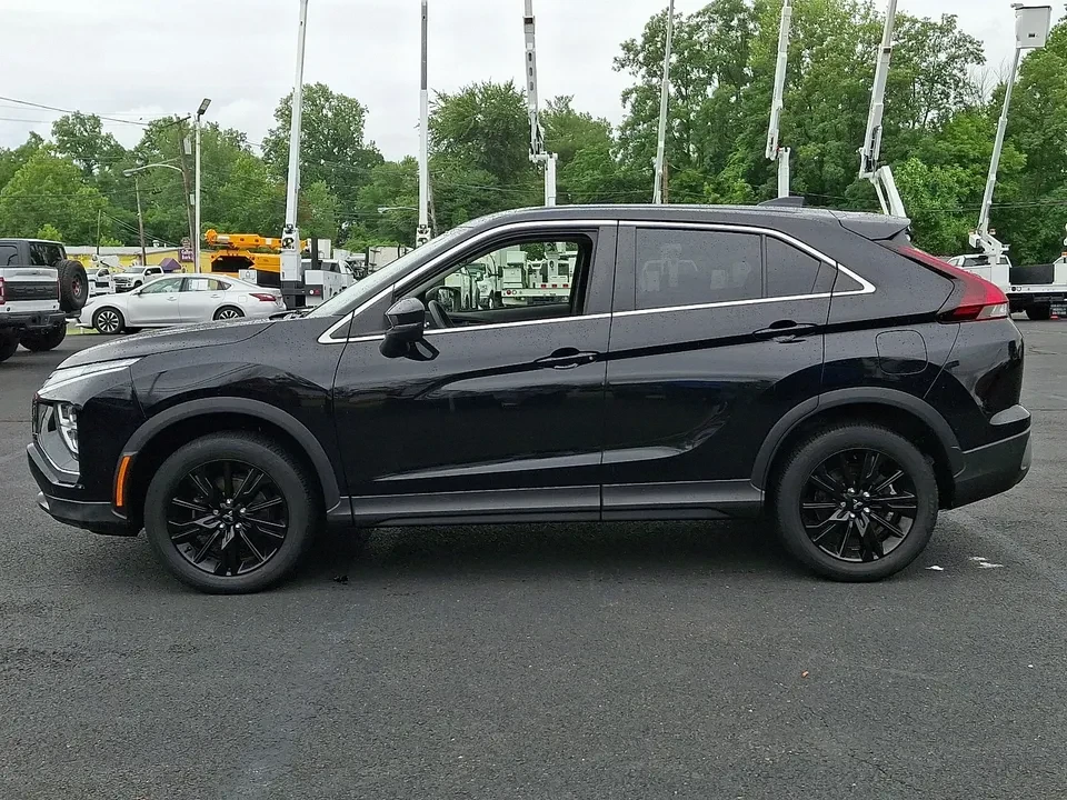 2023 Mitsubishi Eclipse Cross - Image 5 of 20