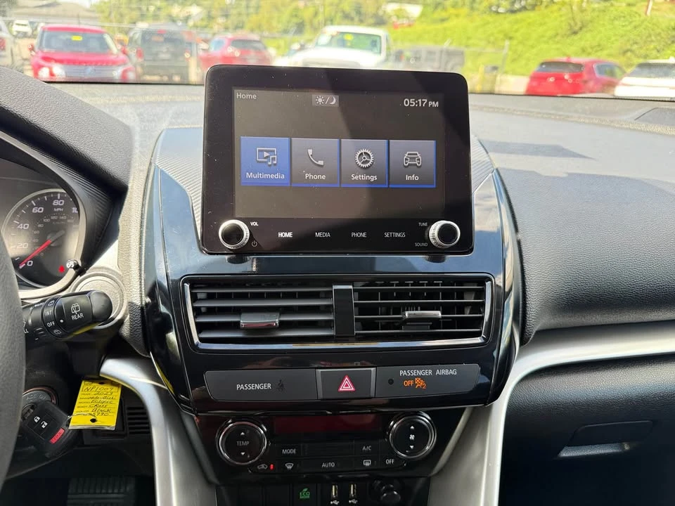 2023 Mitsubishi Eclipse Cross - Image 16 of 18