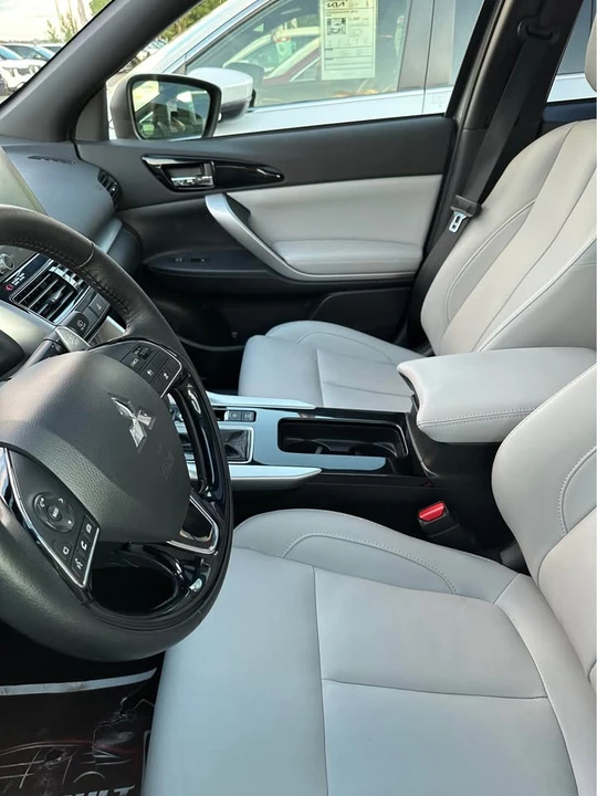 2023 Mitsubishi Eclipse Cross - Image 7 of 7