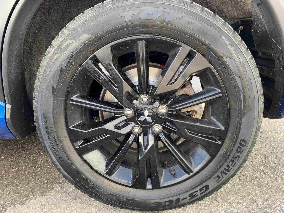 2023 Mitsubishi Eclipse Cross - Image 3 of 4
