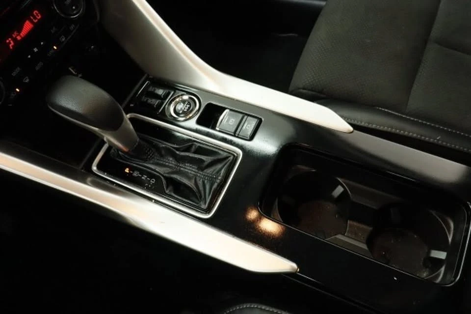 2023 Mitsubishi Eclipse Cross - Image 16 of 20