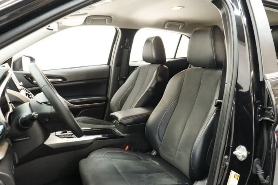 2023 Mitsubishi Eclipse Cross - Image 8 of 20