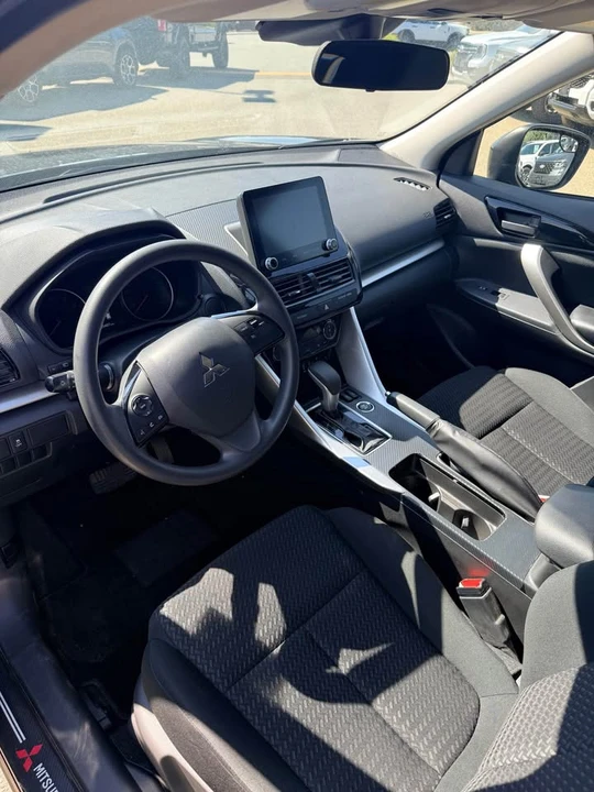 2023 Mitsubishi Eclipse Cross - Image 6 of 7