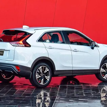 2023 Mitsubishi Eclipse Cross SE