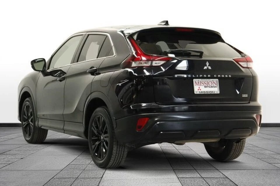 2023 Mitsubishi Eclipse Cross - Image 2 of 20