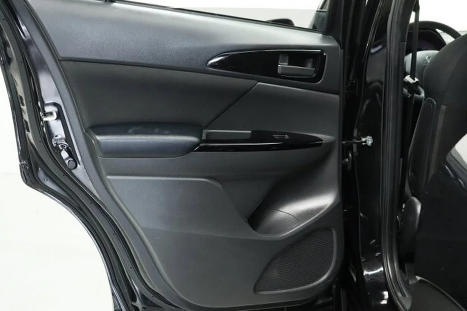2023 Mitsubishi Eclipse Cross - Image 19 of 20