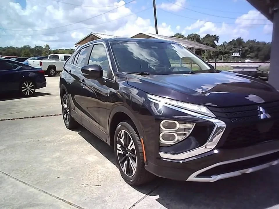 2023 Mitsubishi Eclipse Cross - Image 4 of 20