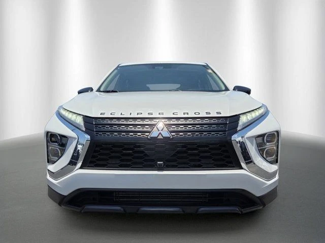 2023 Mitsubishi Eclipse Cross - Image 2 of 20
