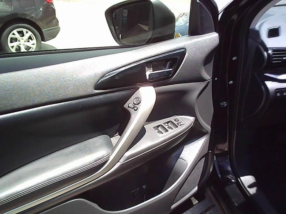 2023 Mitsubishi Eclipse Cross - Image 10 of 20