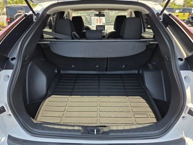 2023 Mitsubishi Eclipse Cross - Image 15 of 20