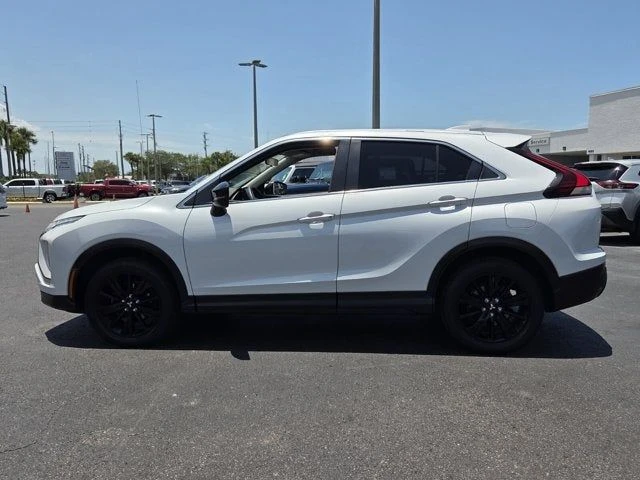 2023 Mitsubishi Eclipse Cross - Image 4 of 20