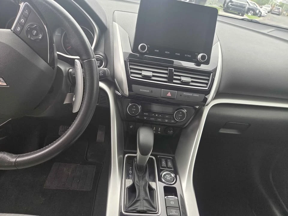 2023 Mitsubishi Eclipse Cross - Image 14 of 17