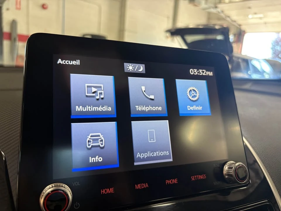 2023 Mitsubishi Eclipse Cross - Image 12 of 13