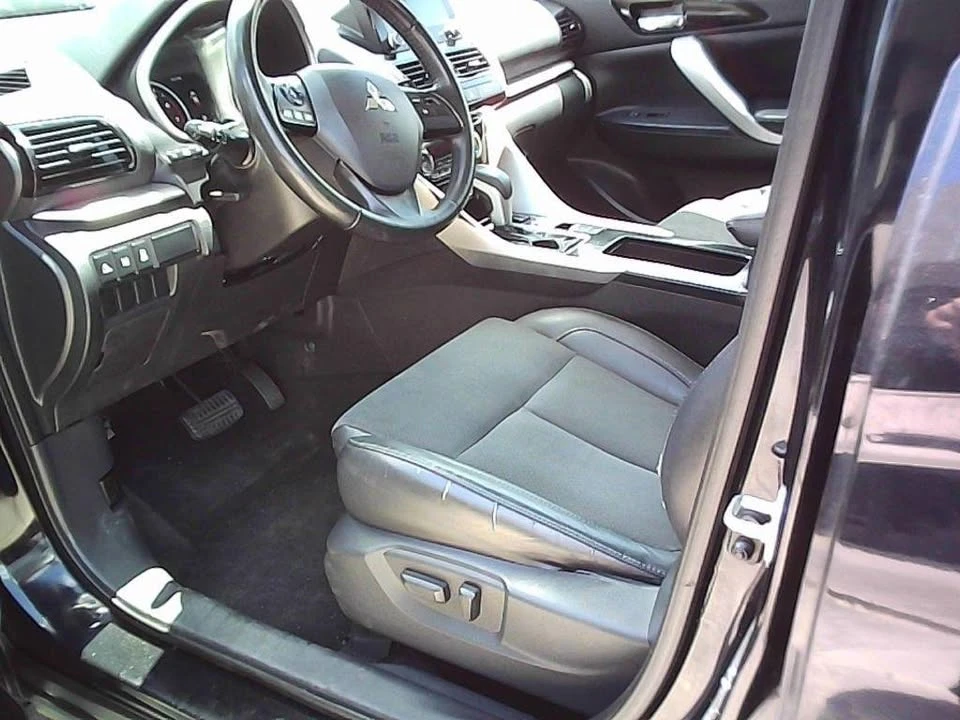 2023 Mitsubishi Eclipse Cross - Image 9 of 20