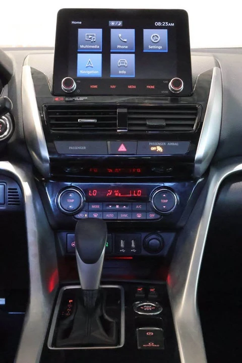 2023 Mitsubishi Eclipse Cross - Image 14 of 17