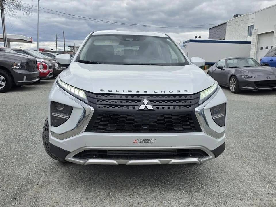 2023 Mitsubishi Eclipse Cross - Image 2 of 10