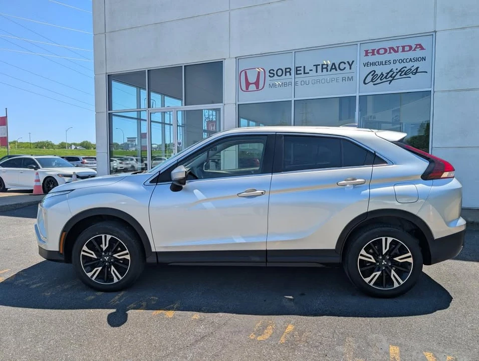 2023 Mitsubishi Eclipse Cross - Image 2 of 10