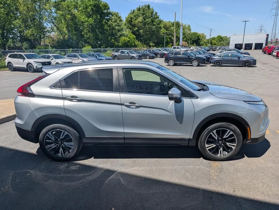 2023 Mitsubishi Eclipse Cross - Image 6 of 10