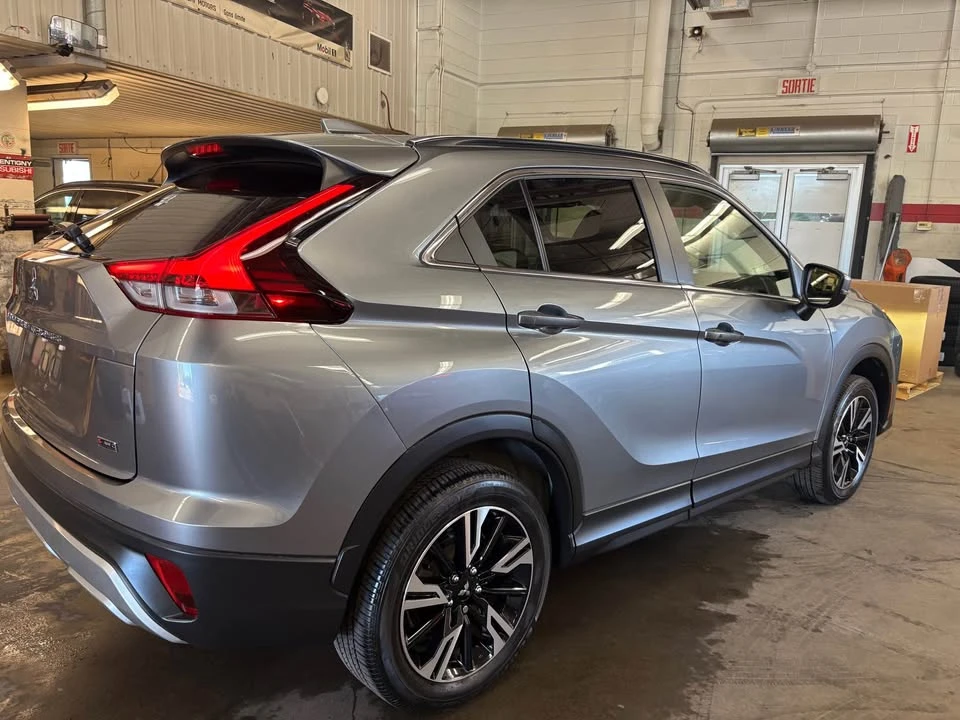 2023 Mitsubishi Eclipse Cross - Image 5 of 13