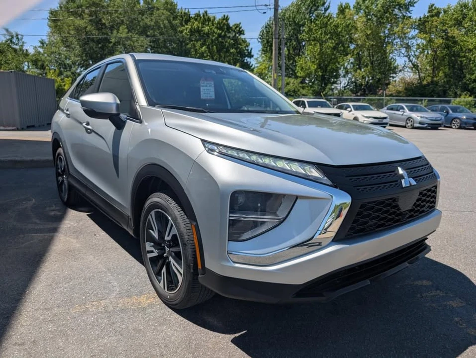 2023 Mitsubishi Eclipse Cross - Image 7 of 10